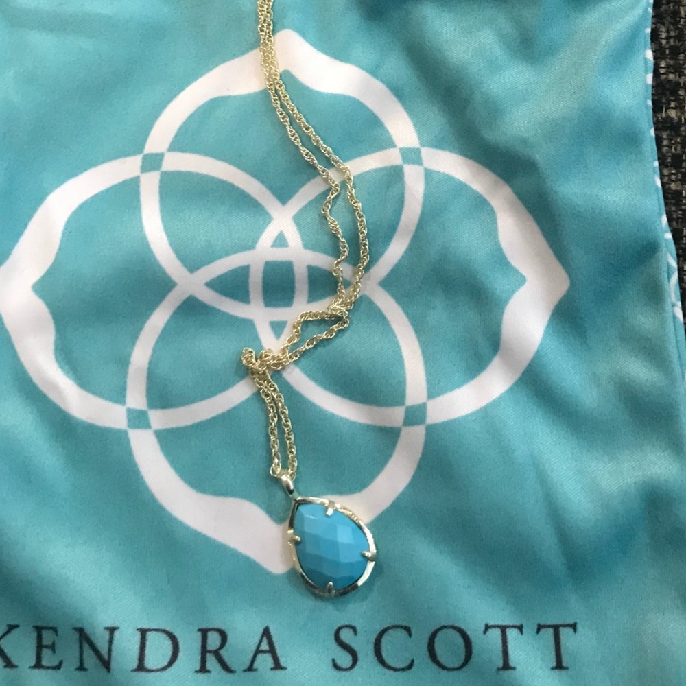 Kendra SCOTT turquoise pendant necklace